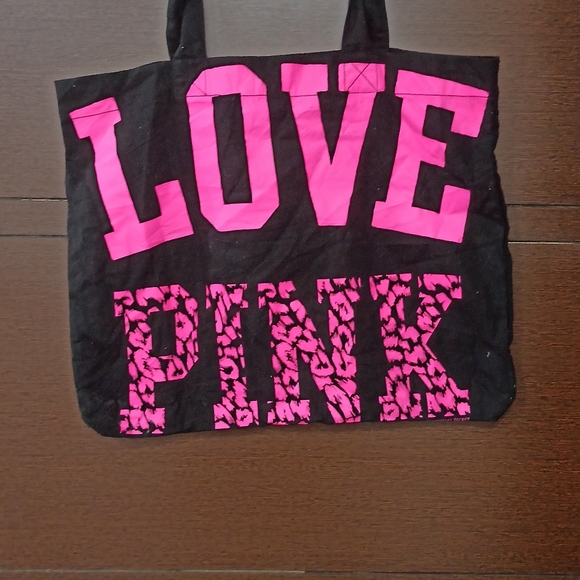 Love Pink - Picture 2 of 6